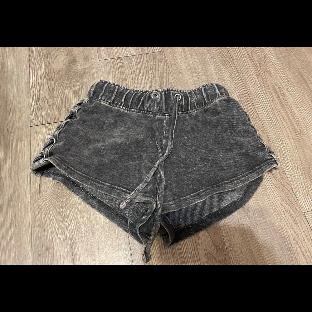 Vanilla Star Shorts